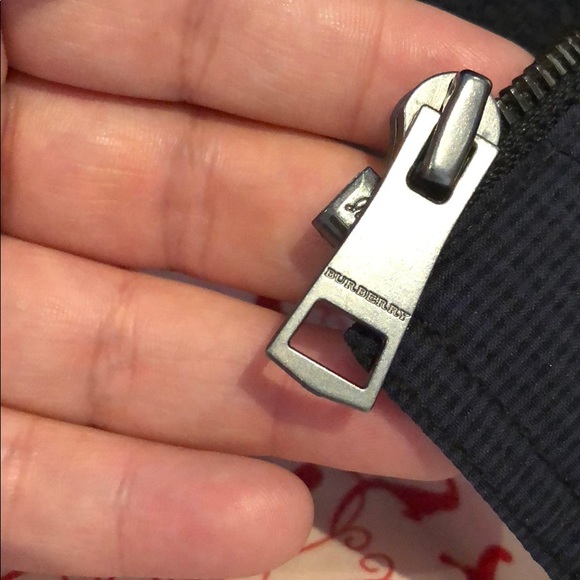 Authentic Burberry Jacket! Navy Color - Picture 6 of 8